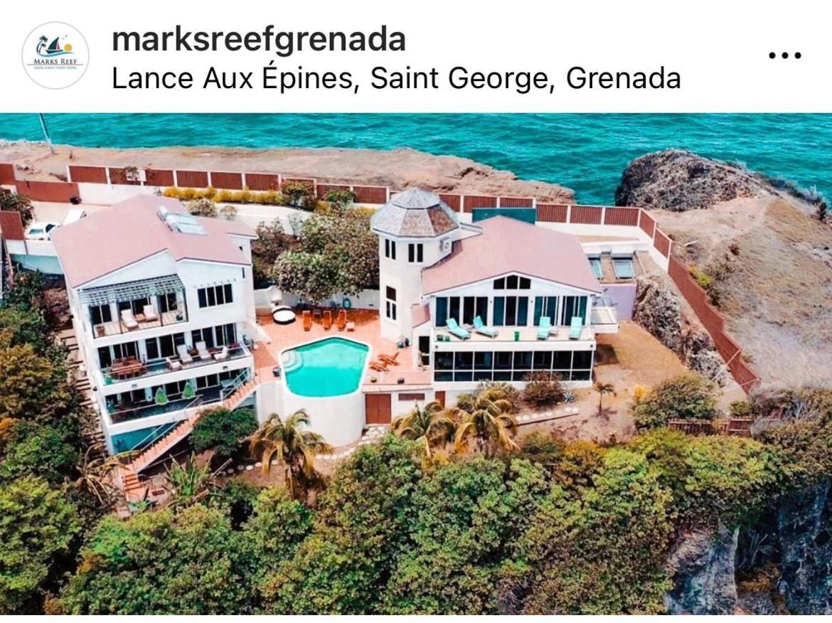 Marks Reef Lance aux Epines Esterno foto